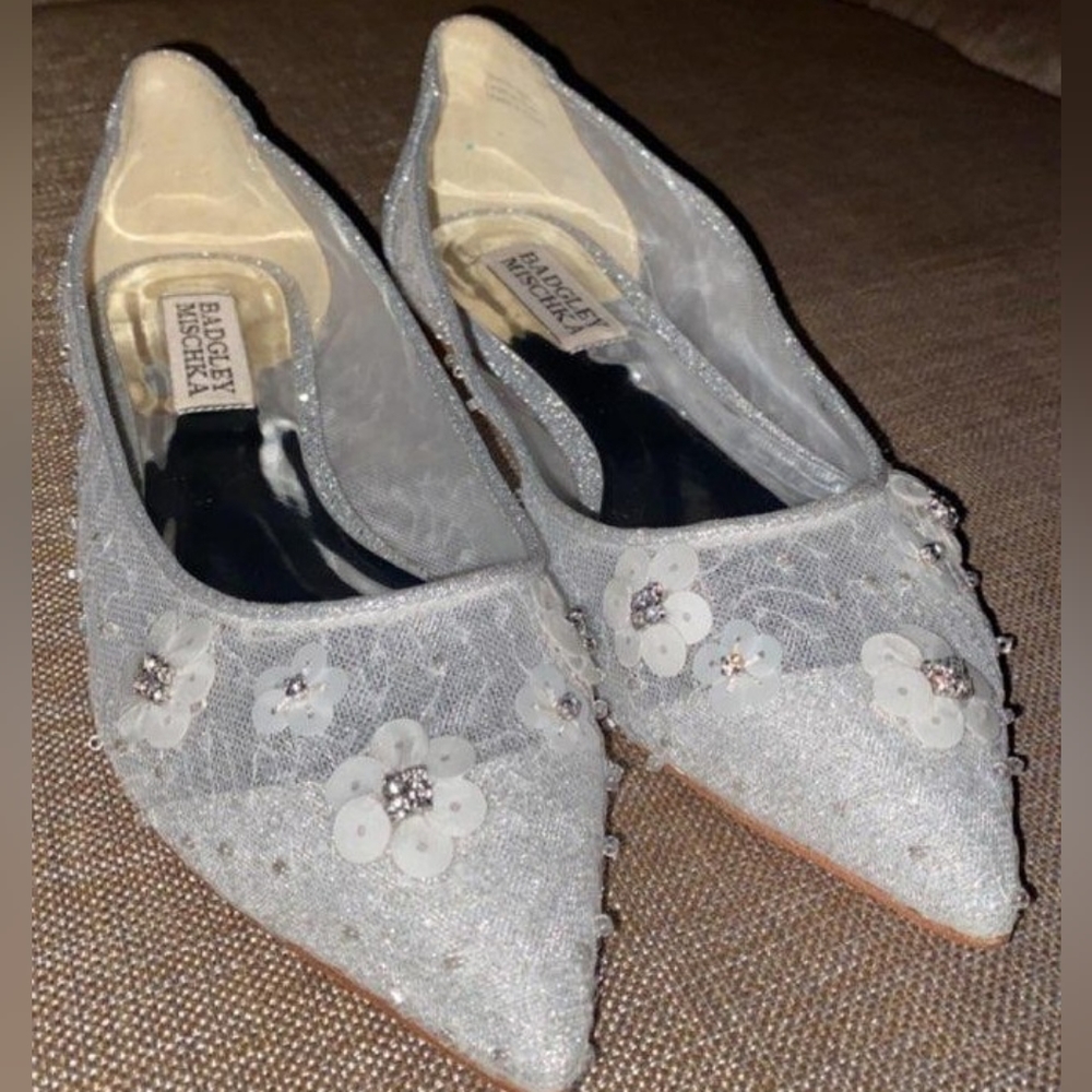 Badgley Mischka Women's Tenley Embellished Ballet like flat shoes Size 5